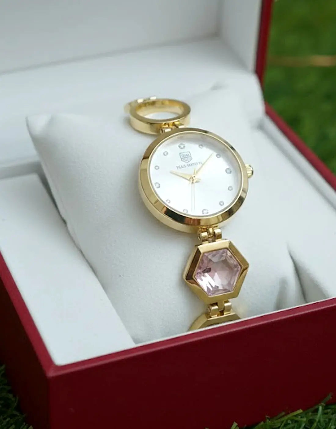 True Worth Luxury Golden Bracelet Watch for Girls - Ideal for Eid & Ramadan Gift