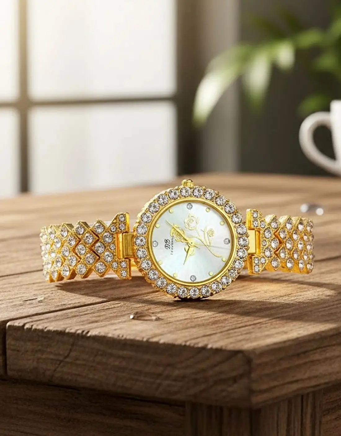 Elegant Rhinestone Studded Ladies Luxury Bracelet Fashion Watch